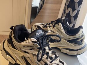 Balanciaga triple S taille 36