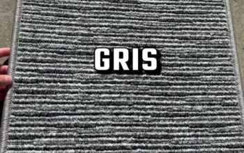 Moquette rubis 3m90 neuf jamais mis