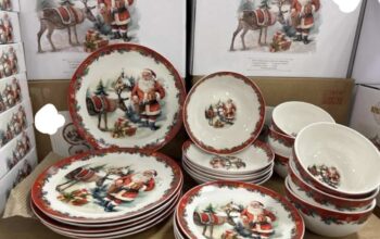 Veiselles de Noël et jeux de tapis à vendre