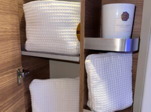 Panière nid d’abeille trousse de toilette