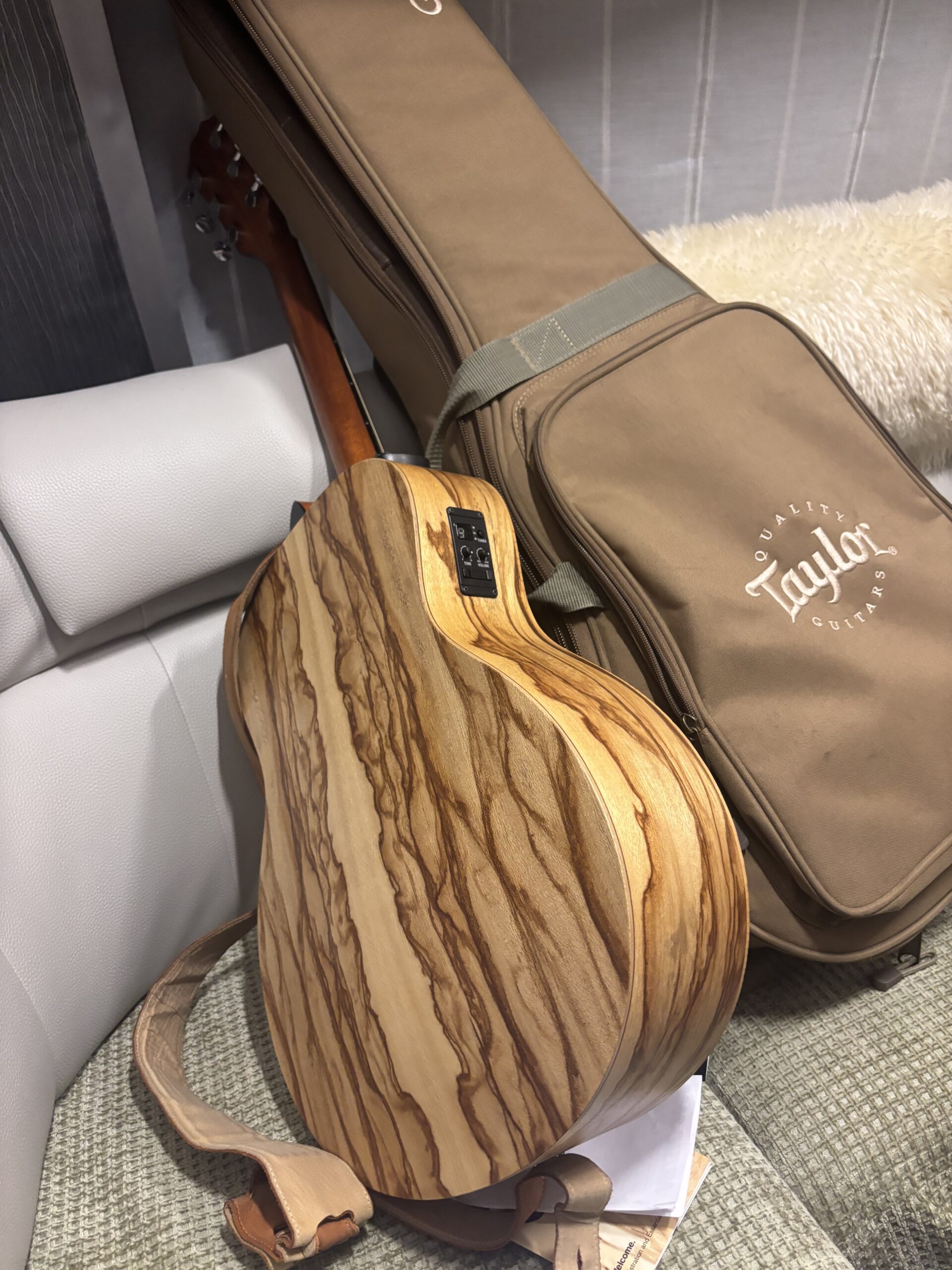 Guitare GS Mini, très bon état électroacoustique