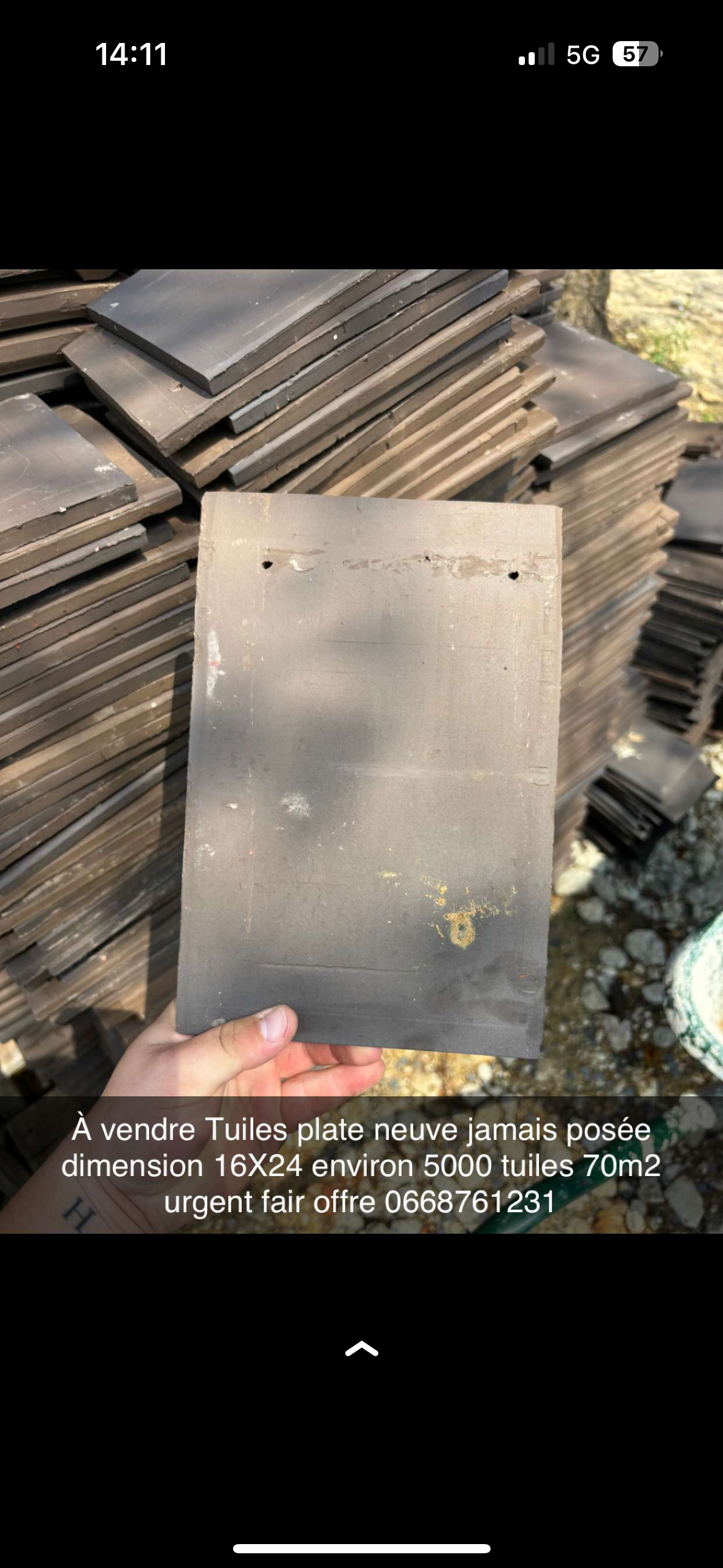Tuiles plate