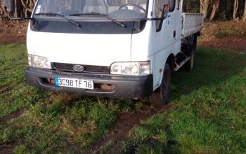 Kia 2700 benne