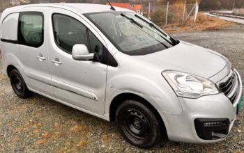 Peugeot Partner blanc